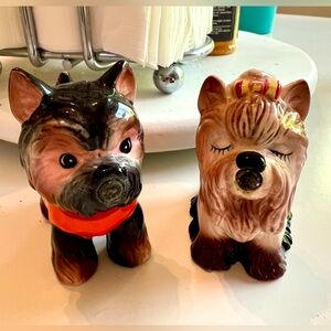 Yorkshire Terrier Salt/Pepper Shakers.